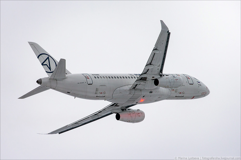 Сухой Суперджет 100 (Sukhoi Superjet 100)